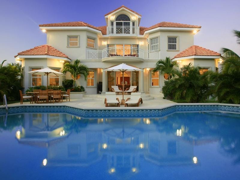 Real Estate Marketing in a Post-Middle Era: Property